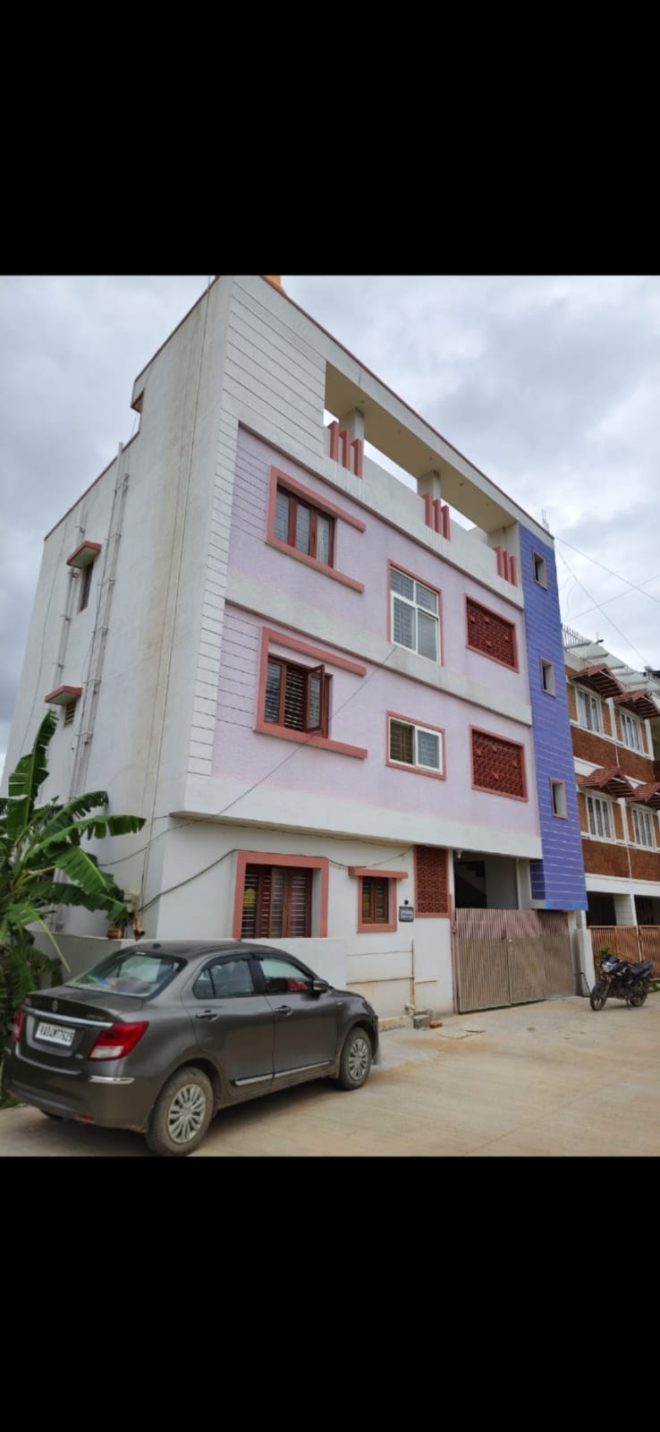 House for sale 30*40 site. 3300 super build-up area