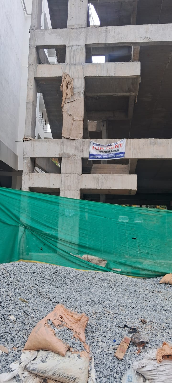 Commercial Floor for Rent Kasturi Nagar main Road