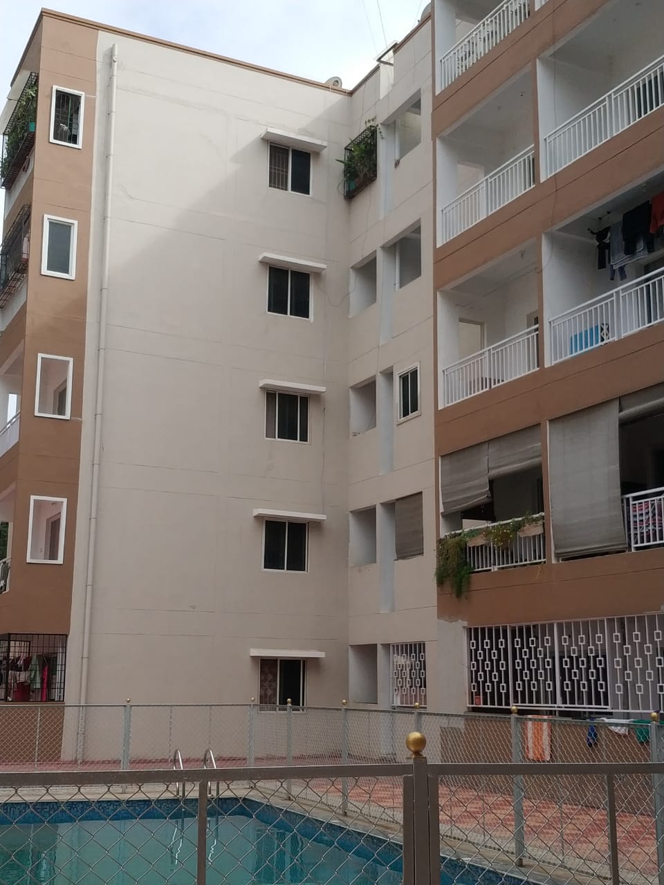 Flats for sale in Whistling winds apartments in Gunjur Palaya, Varthur, Bengaluru