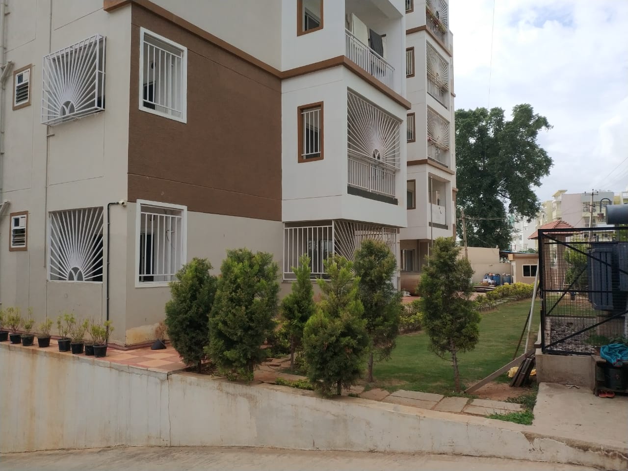 Flats for sale in Whistling winds apartments in Gunjur Palaya, Varthur, Bengaluru